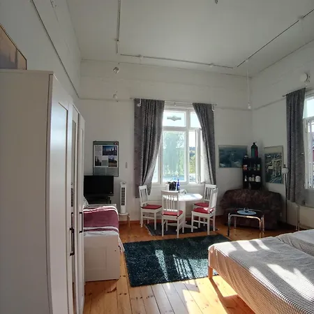 Tornihuone *