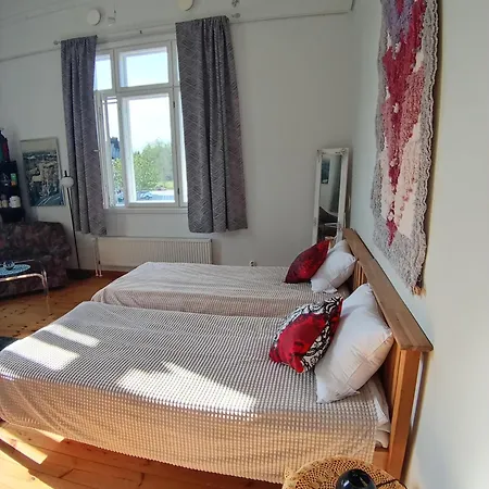 Tornihuone Apartmán *