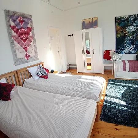Tornihuone * Kolinkylä
